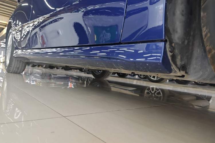 Used Mercedes-Benz A-Class 2020 Restyled A 200 L Sport Sedan Fashion Version Right Side Sill