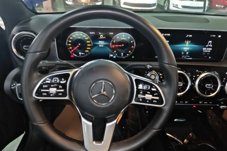 Used Mercedes-Benz A-Class 2020 Second Facelift A 180 L Sport Sedan Steering Wheel