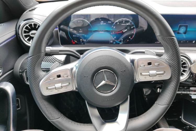 Used Mercedes-Benz A-Class 2020 Restyled A 200 L Sport Sedan Fashion Version Steering Wheel