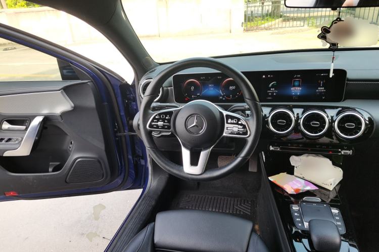 Used Mercedes-Benz A-Class 2020 A 180 L Sport Sedan Steering Wheel