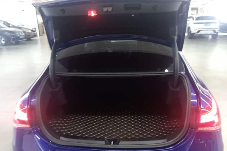Used Mercedes-Benz A-Class 2020 Restyled A 200 L Sport Sedan Fashion Version Trunk