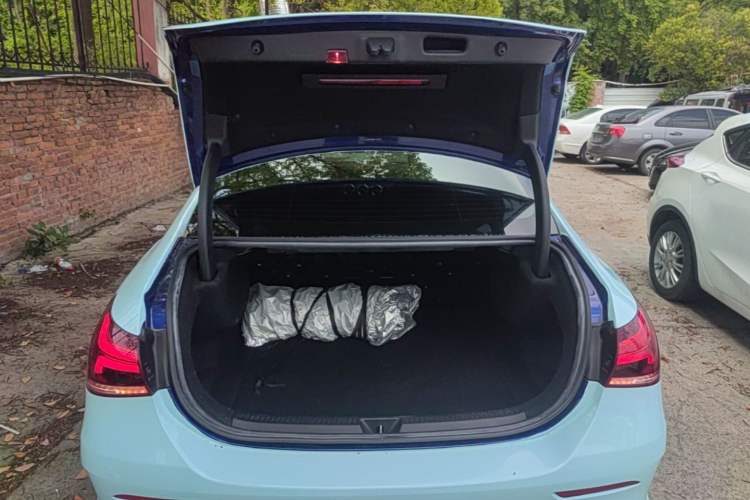 Used Mercedes-Benz A-Class 2020 Restyled A 200 L Sport Sedan Fashion Version Trunk