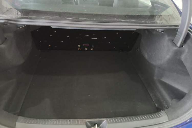 Used Mercedes-Benz A-Class 2020 Restyled A 200 L Sport Sedan Fashion Version Trunk