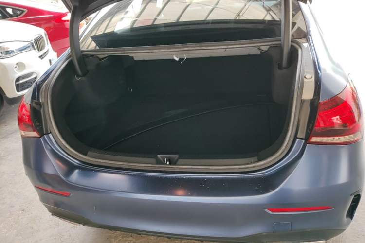 Used Mercedes-Benz A-Class 2020 Restyled A 200 L Sport Sedan Fashion Version Trunk