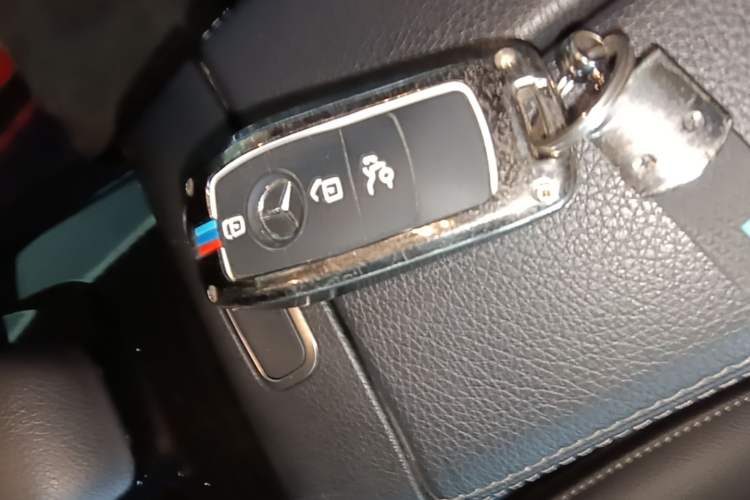 Used Mercedes-Benz A-Class 2020 Restyled A 200 L Sport Sedan Fashion Version Vehicle Key
