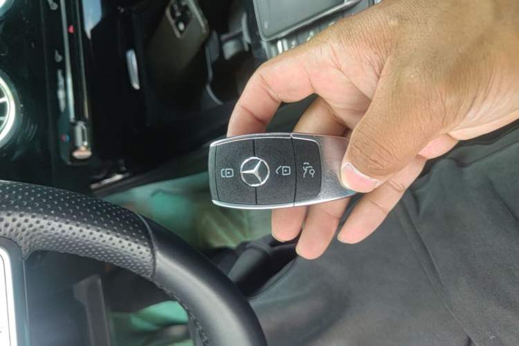 Used Mercedes-Benz A-Class 2020 Restyled A 200 L Sport Sedan Fashion Version Vehicle Key