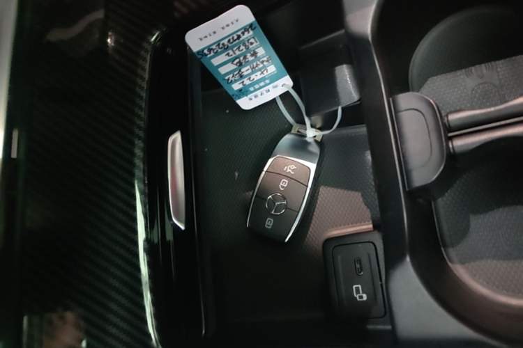 Used Mercedes-Benz A-Class 2020 Restyled A 200 L Sport Sedan Fashion Version Vehicle Key