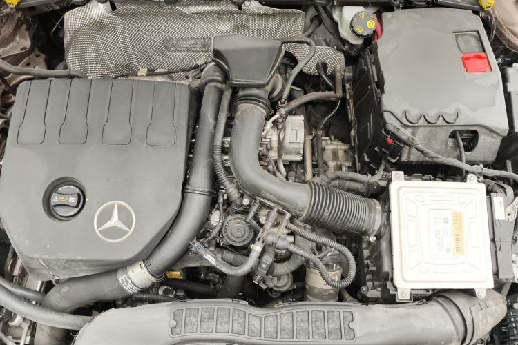 Used Mercedes-Benz A-Class 2020 Restyled A 200 L Sport Sedan Fashion Version Engine Bay