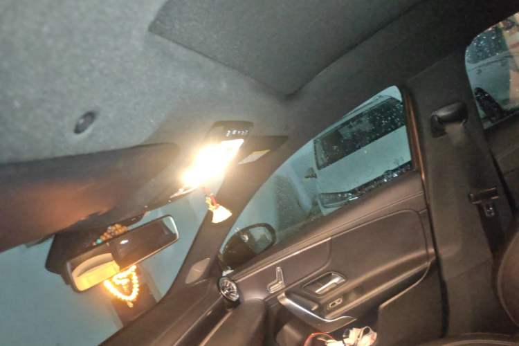 Used Mercedes-Benz A-Class 2020 Restyled A 200 L Sport Sedan Fashion Version Headliner