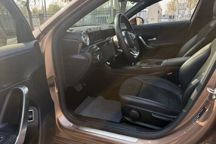 Used Mercedes-Benz A-Class 2020 A 180 L Sport Sedan Interior 4