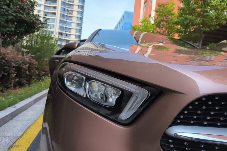 Used Mercedes-Benz A-Class 2020 Restyled A 200 L Sport Sedan Fashion Version Right Front Headlight