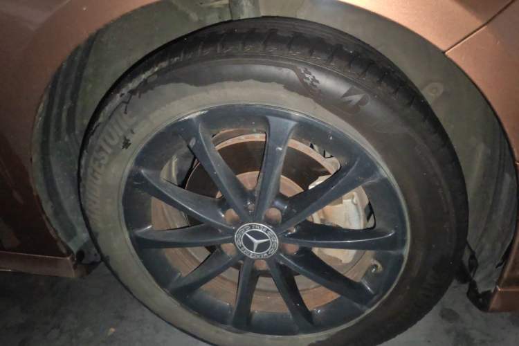 Used Mercedes-Benz A-Class 2020 Restyled A 200 L Sport Sedan Fashion Version Right Front Wheel Hub