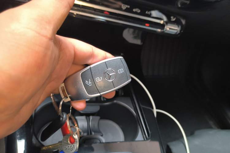 Used Mercedes-Benz A-Class 2020 Restyled A 200 L Sport Sedan Fashion Version Vehicle Key