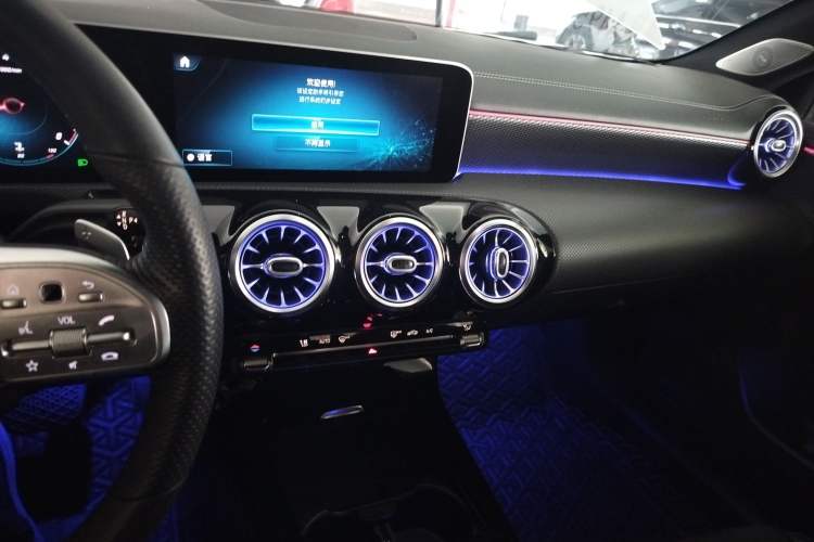 Used Mercedes-Benz A-Class 2020 Restyled A 200 L Sport Sedan Fashion Version Audio And AC Panel