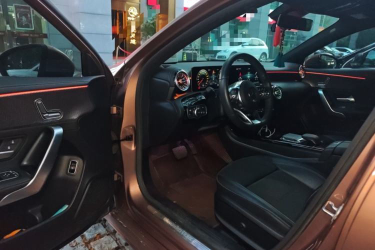 Used Mercedes-Benz A-Class 2020 Restyled A 200 L Sport Sedan Fashion Version Driver Seat