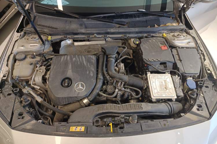 Used Mercedes-Benz A-Class 2020 Restyled A 200 L Sport Sedan Fashion Version Engine Bay