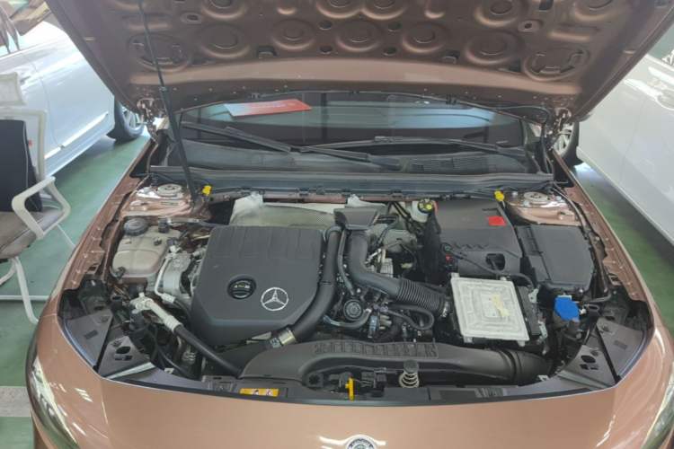 Used Mercedes-Benz A-Class 2020 Restyled A 200 L Sport Sedan Fashion Version Engine Bay