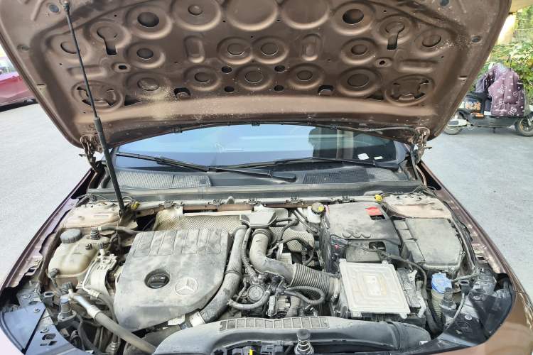 Used Mercedes-Benz A-Class 2020 Restyled A 200 L Sport Sedan Fashion Version Engine Bay