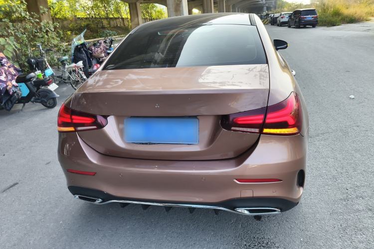 Used Mercedes-Benz A-Class 2020 Restyled A 200 L Sport Sedan Fashion Version Exterior 4