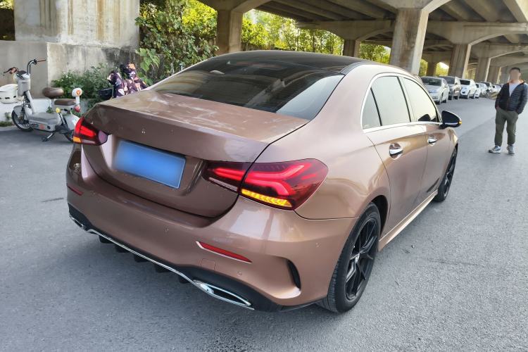 Used Mercedes-Benz A-Class 2020 Restyled A 200 L Sport Sedan Fashion Version Exterior 5