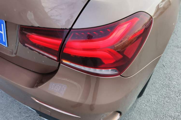 Used Mercedes-Benz A-Class 2020 Restyled A 200 L Sport Sedan Fashion Version Exterior 6