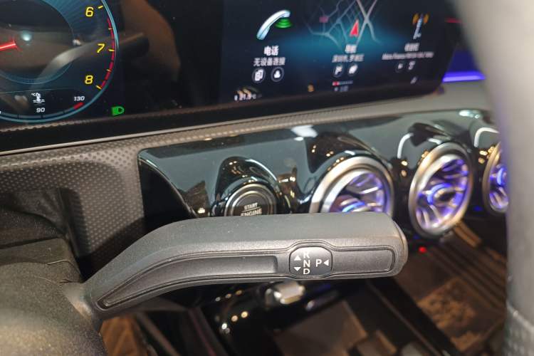 Used Mercedes-Benz A-Class 2020 Restyled A 200 L Sport Sedan Fashion Version Gear Lever