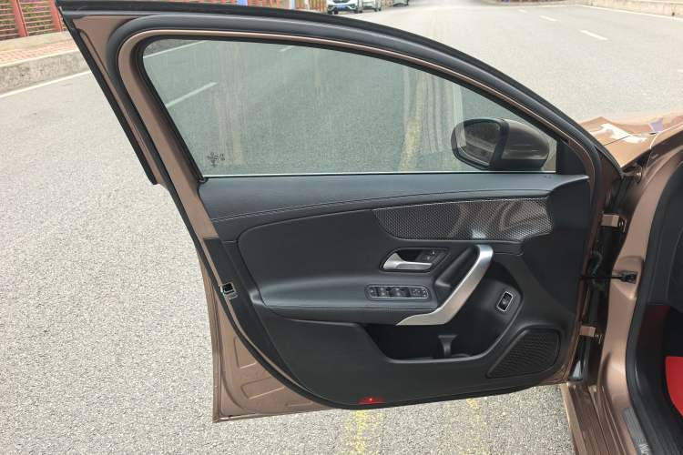 Used Mercedes-Benz A-Class 2020 Restyled A 200 L Sport Sedan Dynamic Version Interior 10