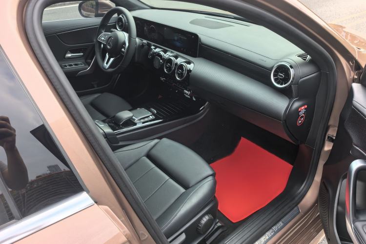 Used Mercedes-Benz A-Class 2020 Restyled A 200 L Sport Sedan Dynamic Version Interior 5