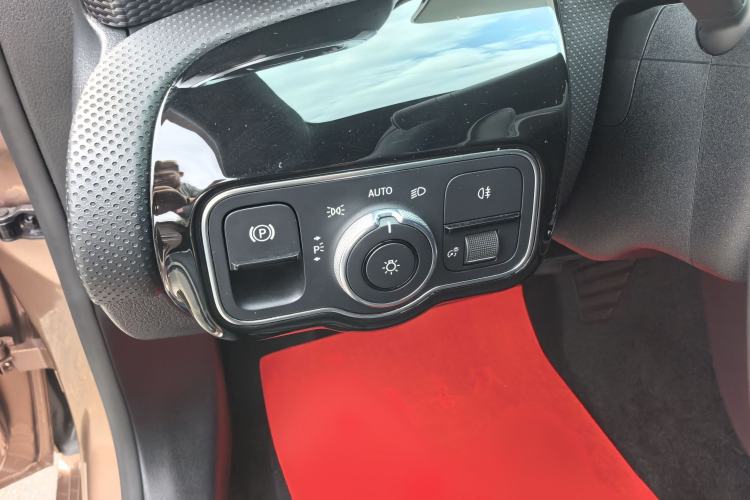 Used Mercedes-Benz A-Class 2020 Restyled A 200 L Sport Sedan Dynamic Version Interior 6