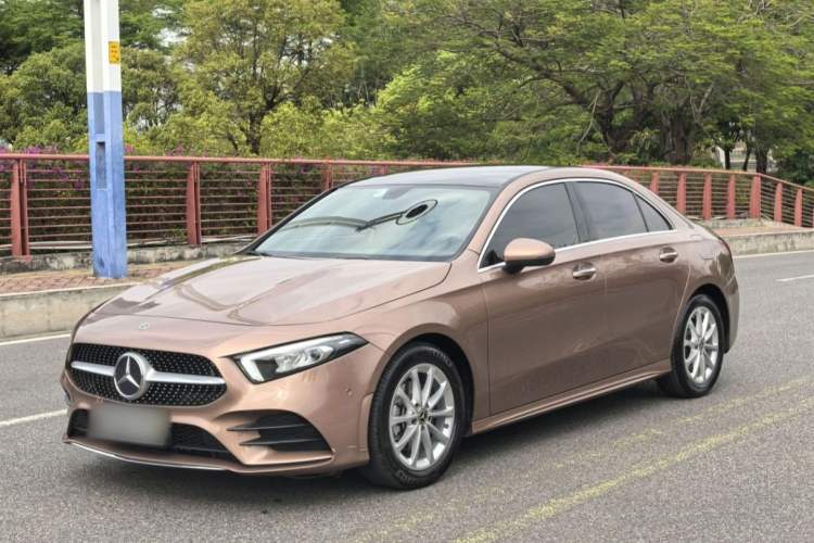 Ojetý Mercedes-Benz A-Class 2020 Restyled A 200 L Sport Sedan Dynamic Version Guazi used car, China used car export, Used car for sale, Used  cars, Cheapest cars for sale