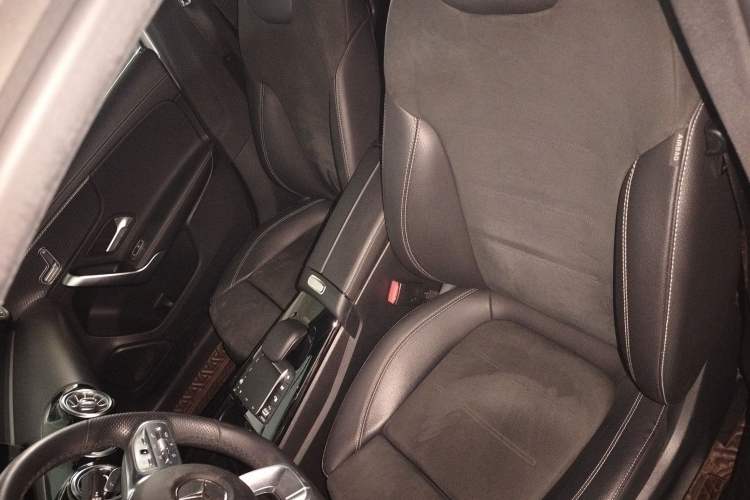 Used Mercedes-Benz A-Class 2020 Restyled A 200 L Sport Sedan Fashion Version Left Front Seat