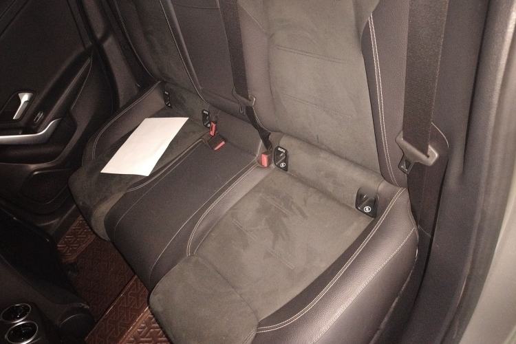 Used Mercedes-Benz A-Class 2020 Restyled A 200 L Sport Sedan Fashion Version Left Rear Seat