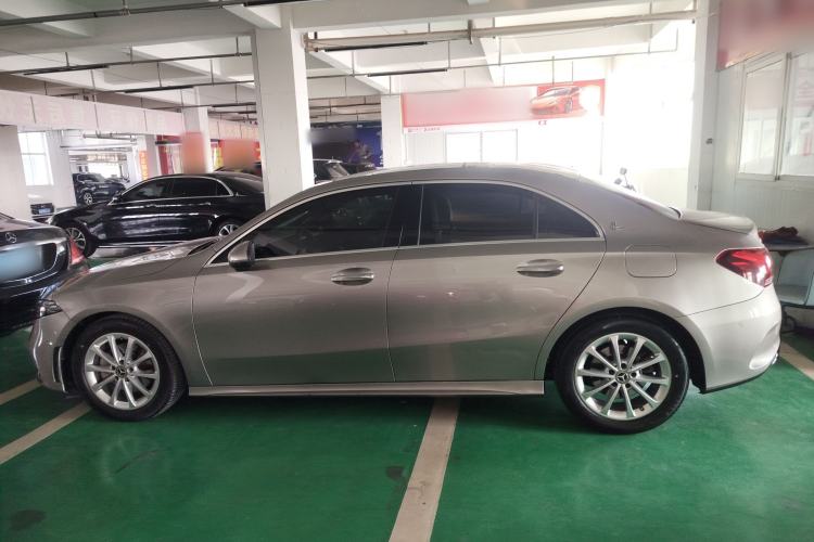 Used Mercedes-Benz A-Class 2020 Restyled A 200 L Sport Sedan Fashion Version Left Side