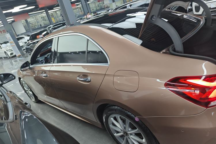 Used Mercedes-Benz A-Class 2020 Restyled A 200 L Sport Sedan Fashion Version Left Side