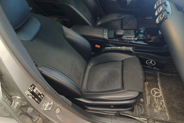 Used Mercedes-Benz A-Class 2020 Restyled A 200 L Sport Sedan Fashion Version Right Front Seat