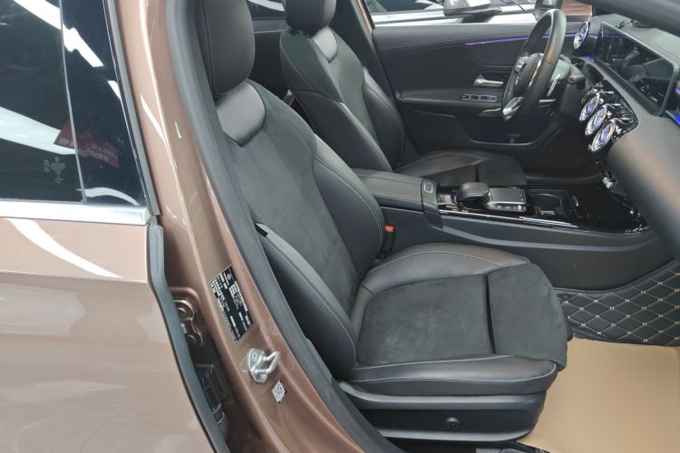 Used Mercedes-Benz A-Class 2020 Restyled A 200 L Sport Sedan Fashion Version Right Front Seat