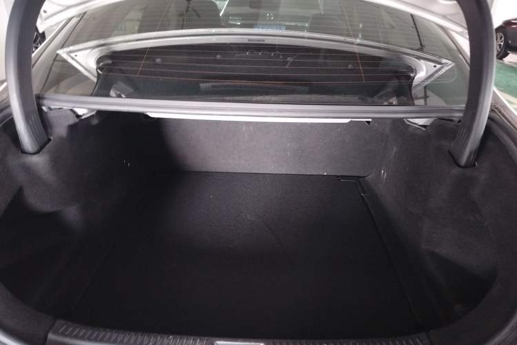 Used Mercedes-Benz A-Class 2020 Restyled A 200 L Sport Sedan Fashion Version Trunk