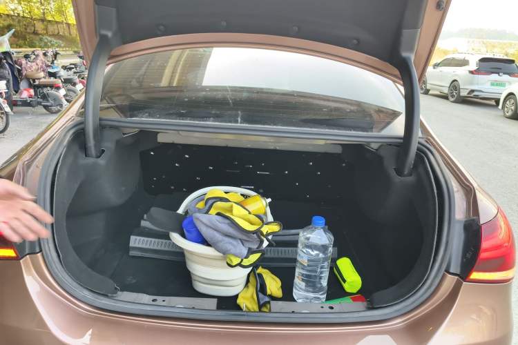 Used Mercedes-Benz A-Class 2020 Restyled A 200 L Sport Sedan Fashion Version Trunk