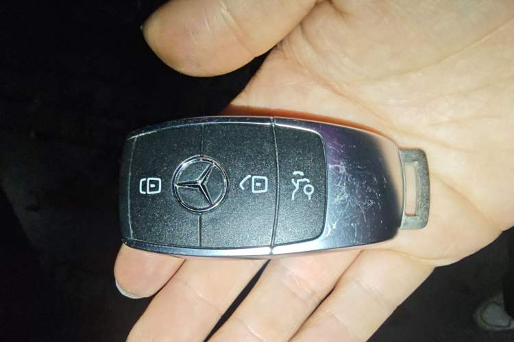 Used Mercedes-Benz A-Class 2020 Restyled A 200 L Sport Sedan Fashion Version Vehicle Key