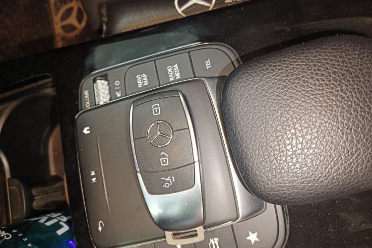 Used Mercedes-Benz A-Class 2020 Restyled A 200 L Sport Sedan Fashion Version Vehicle Key