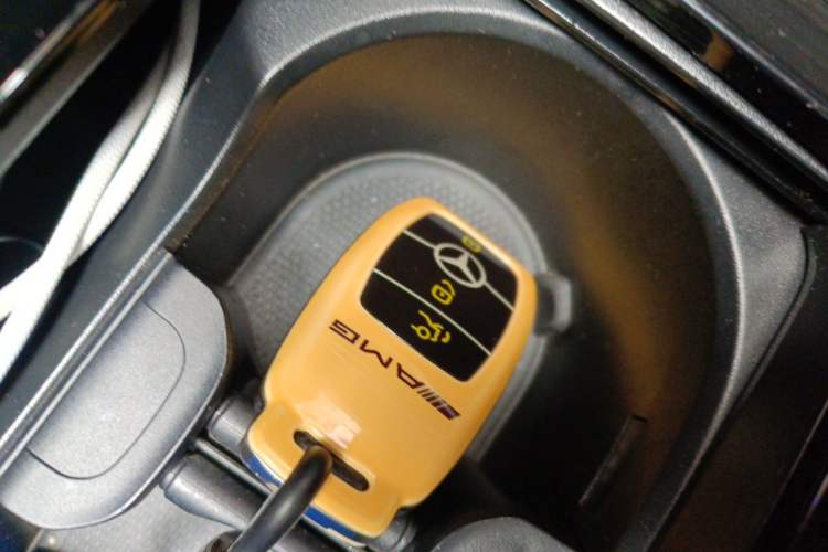 Used Mercedes-Benz A-Class 2020 Facelift A 180 L Sport Sedan Special Configuration Vehicle Key