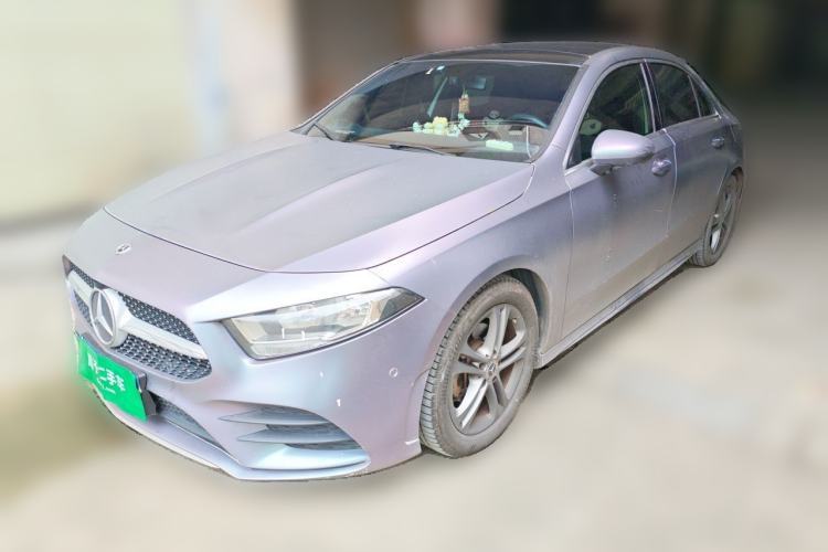 Used Mercedes-Benz A-Class 2020 Second Facelift A 180 L Sport Sedan Guazi used car, China used car export, Used car for sale, Used cars, Cheapest cars for sale