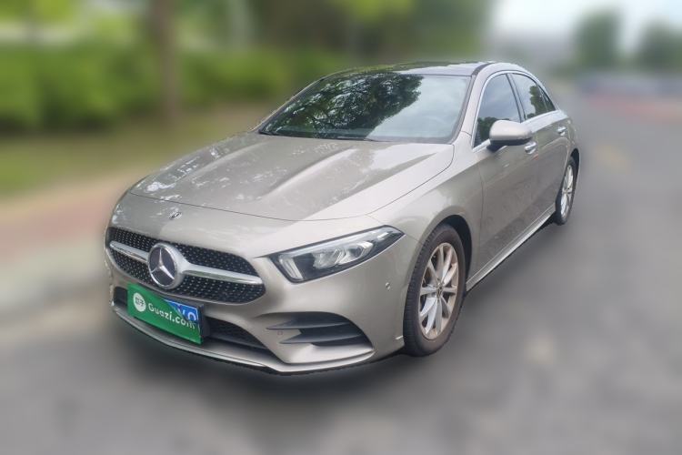 Used Mercedes-Benz A-Class 2020 Restyled A 200 L Sport Sedan Fashion Version Guazi used car, China used car export, Used car for sale, Used cars, Cheapest cars for sale