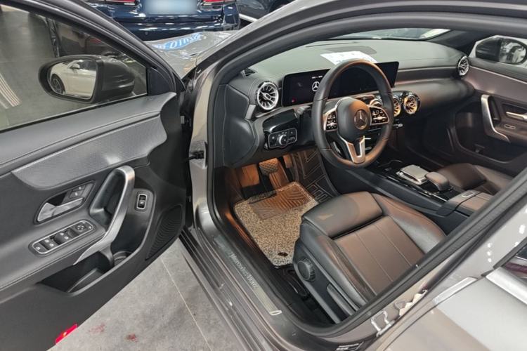 Used Mercedes-Benz A-Class 2020 Facelift A 180 L Sport Sedan Special Configuration Driver Seat