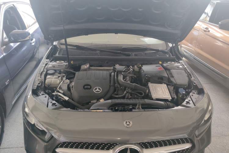 Used Mercedes-Benz A-Class 2020 Restyled A 200 L Sport Sedan Fashion Version Engine Bay