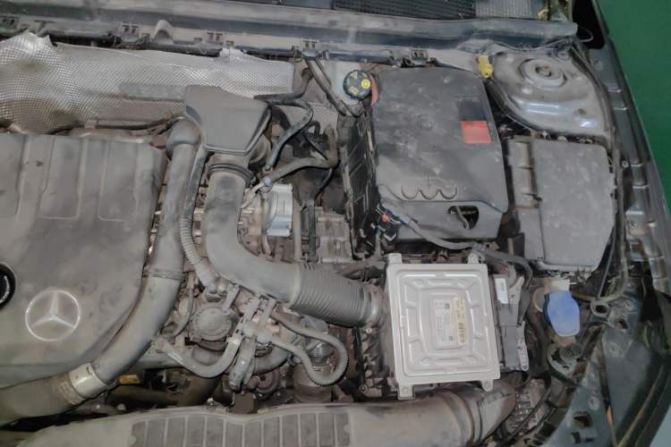 Used Mercedes-Benz A-Class 2020 Restyled A 200 L Sport Sedan Fashion Version Engine Bay Left