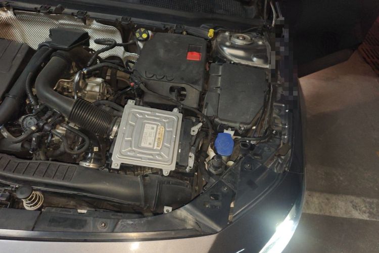Used Mercedes-Benz A-Class 2020 Restyled A 200 L Sport Sedan Fashion Version Engine Bay Left