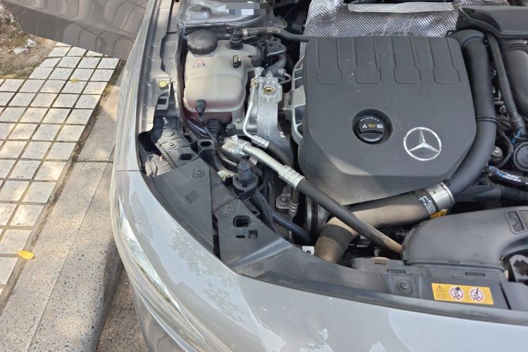 Used Mercedes-Benz A-Class 2020 Restyled A 200 L Sport Sedan Fashion Version Engine Bay Right