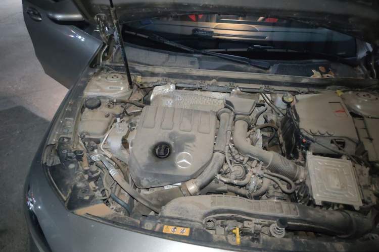 Used Mercedes-Benz A-Class 2020 Restyled A 200 L Sport Sedan Fashion Version Engine Bay Right