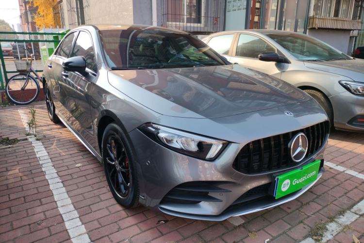 Used Mercedes-Benz A-Class 2020 Restyled A 200 L Sport Sedan Fashion Version Exterior 1